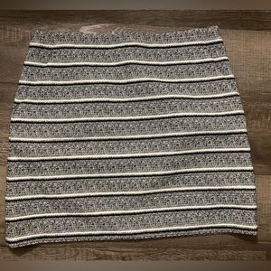 Black and white stripped skirt. Size 14. Good condition.